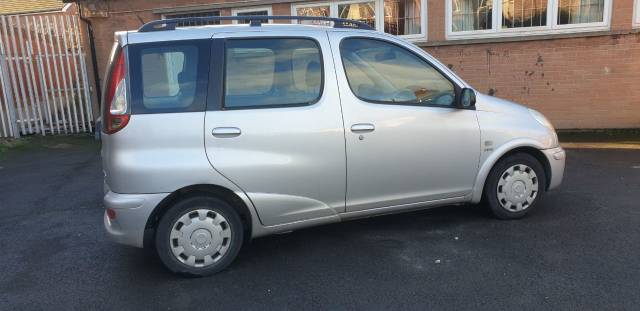 2004 Toyota Yaris Verso 1.3 VVTi T Spirit 5dr